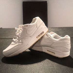 Nike Air Max 1 Ostrich